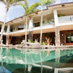 Meet your Posher, Jan